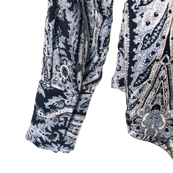 ANN Taylor Blue Silk Paisley Blouse Size 4 - Picture 3 of 12